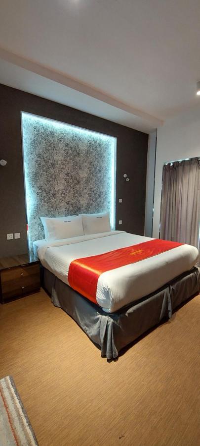 Eman House Aparthotel Salalah Bagian luar foto