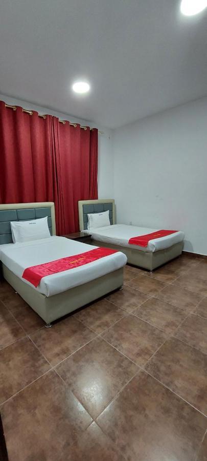 Eman House Aparthotel Salalah Bagian luar foto