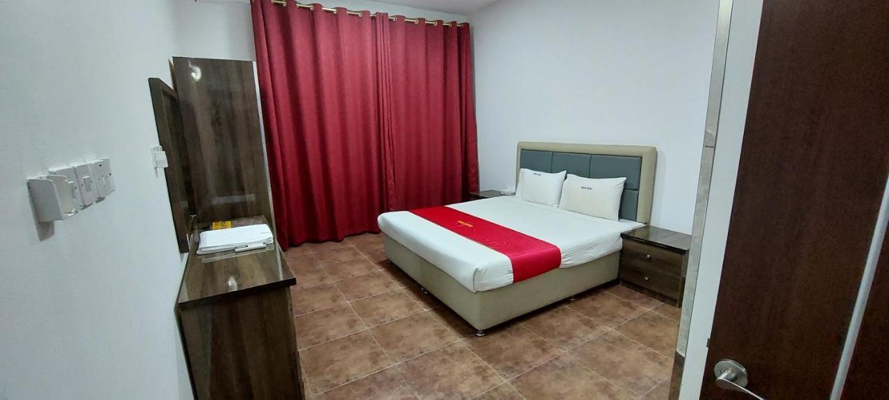 Eman House Aparthotel Salalah Bagian luar foto